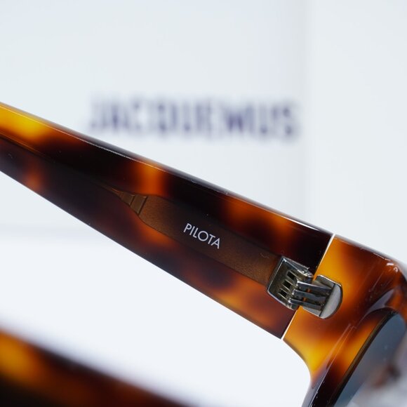 Jacquemus PILOTA JAC/2 C4 Square Sunglasses - Havana\Grey - Picture 7 of 10